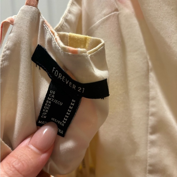 floral beige dress - Picture 2 of 4